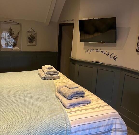 Номер Deluxe, The Crown Inn