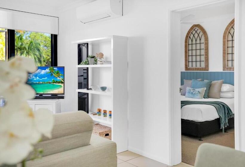 Апартаменты 1 Спальня, Elysium Apartments