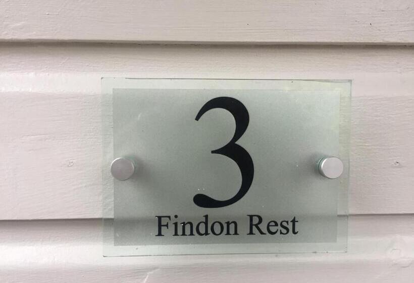Quarto Estandar com Terraço, Findon Rest Ltd