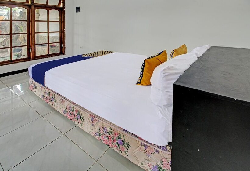 Номер Economy, Spot On 92123 Chikam House Syariah