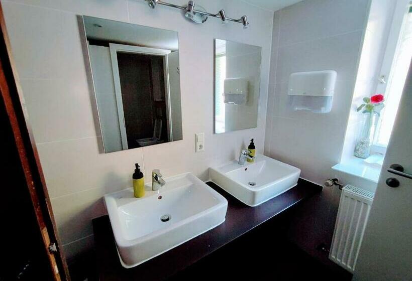 스탠다드 룸, Room In Guest Room  Pension Forelle  Double Room No01