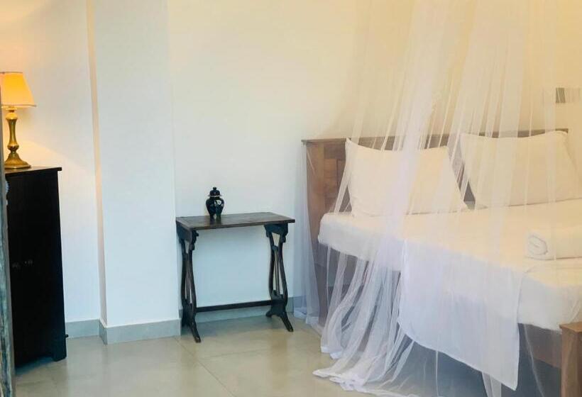Номер Economy, Kavin Beach Hotel Hikkaduwa
