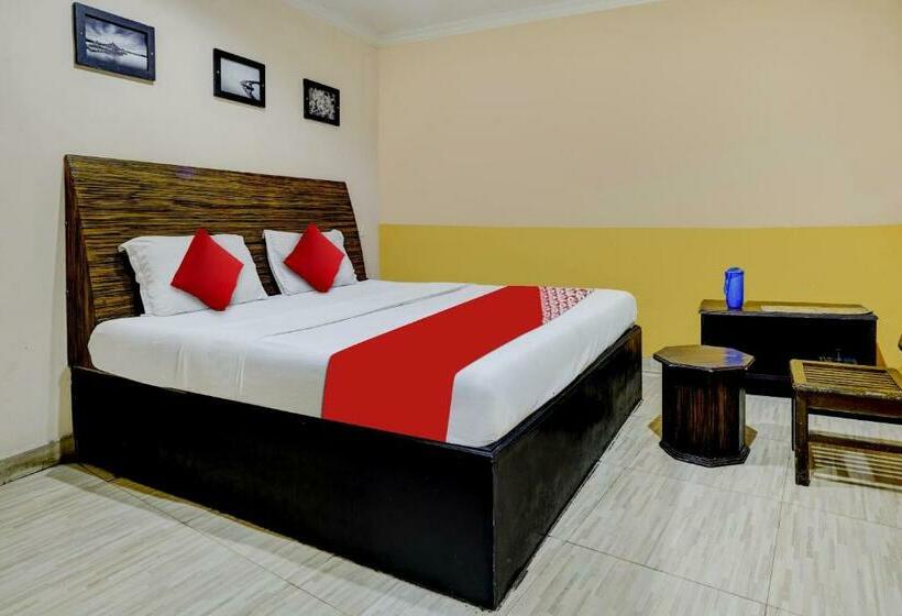Трехместный Номер Классика, Flagship Faris Tower Thekkady