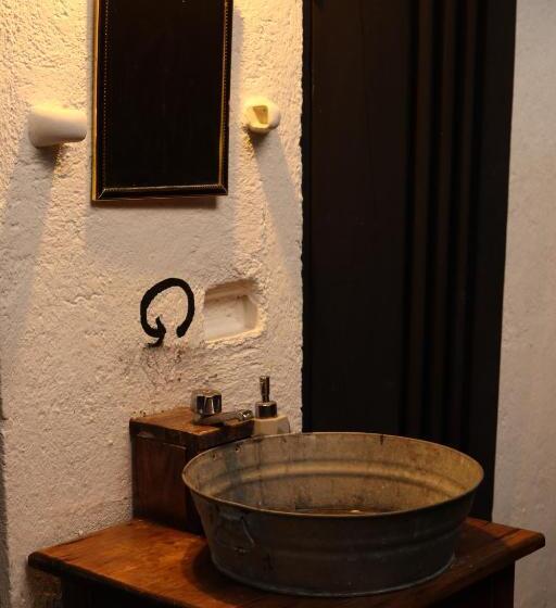 Кровать в Общей Комнате, Maracuyá Hostal Zipolite   Coworking Space