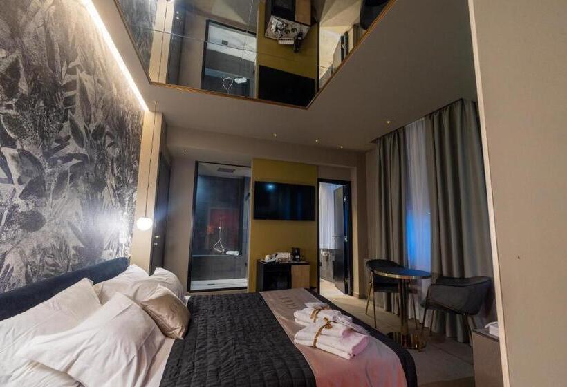 اتاق استاندارد با وان آب گرم, Gold Suite&spa