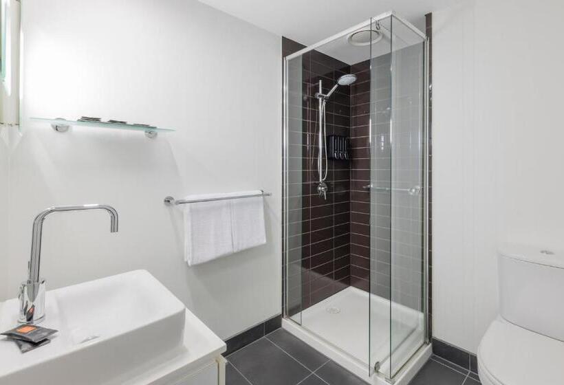 스탠다드 스튜디오 킹침대, Oaks Melbourne St Kilda Road
