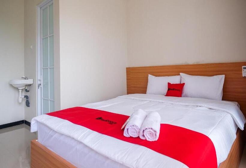 Номер Стандарт, Reddoorz Syariah Near Universitas Tidar Magelang