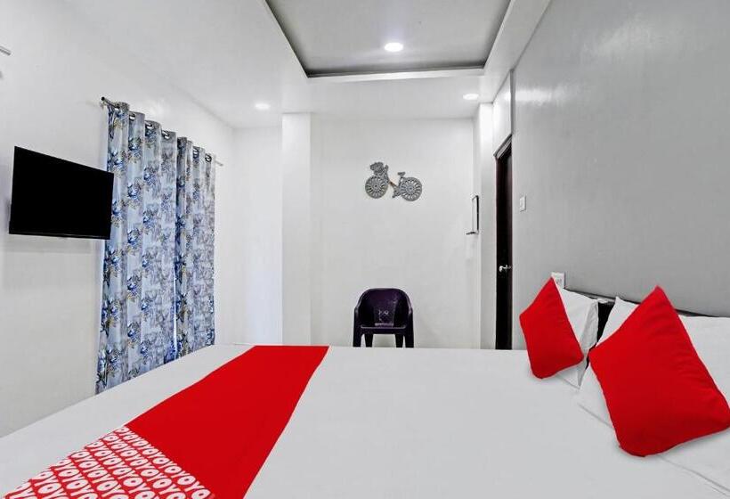 Triple Classic Room, Oyo Flagship 80479d Ocean Blue