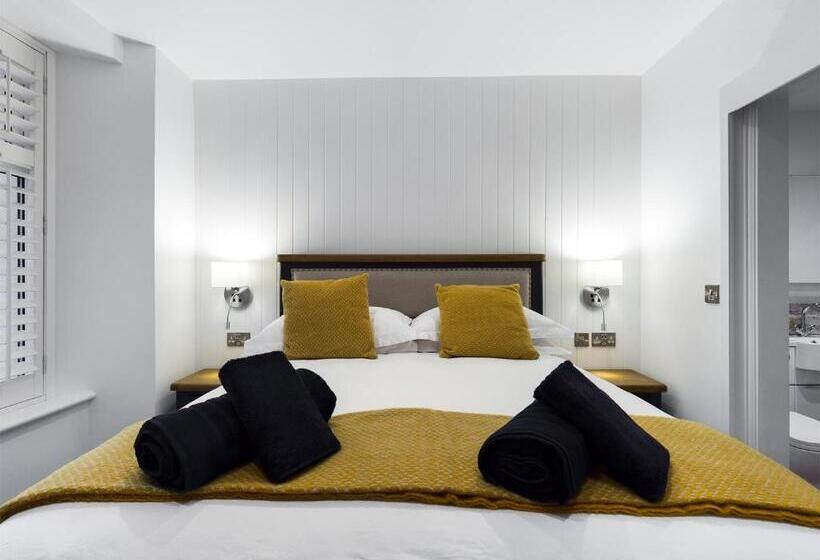 اتاق سوپریور با تخت بزرگ, Driftwood Boutique Guest House