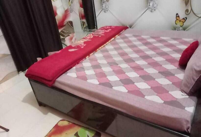 Трехместный Номер Классика, Oyo 70132 Mayur Guest House
