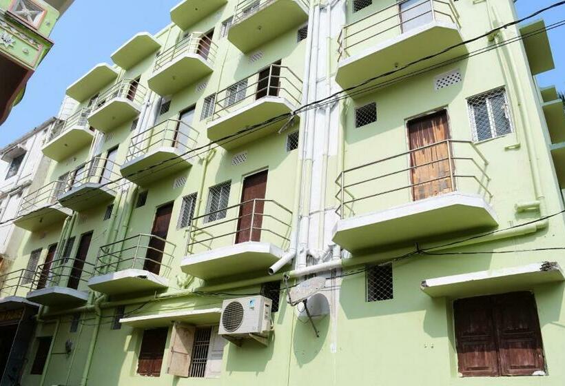 اتاق استاندارد با چشم‌انداز باغ, Dream Palace