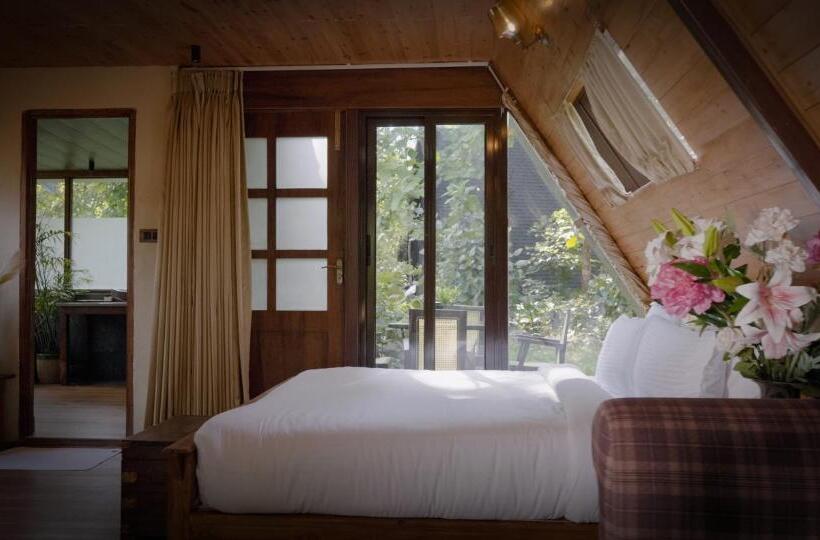 一居室高级别墅, La Selva Resort, Pench National Park