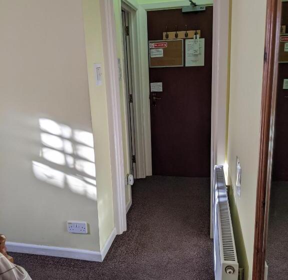 Номер Стандарт, Kingswinford Guest House