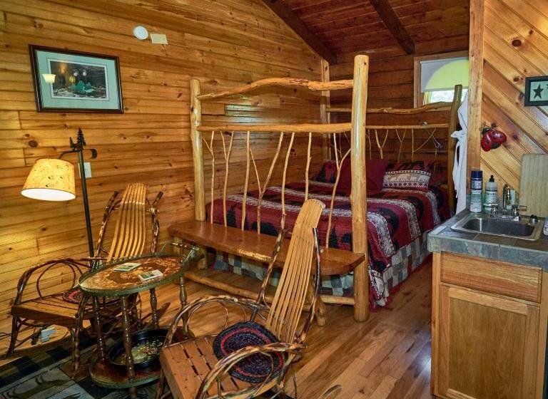 Стандартный Номер Кровать Кинг, Creekwalk Inn Bed And Breakfast With Cabins