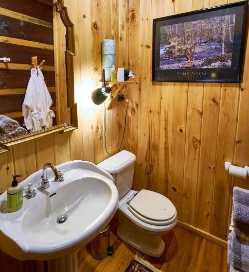 Стандартный Номер Кровать Кинг, Creekwalk Inn Bed And Breakfast With Cabins