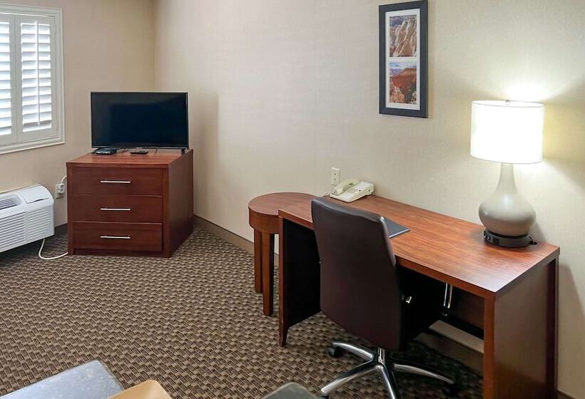 Люкс, Comfort Inn & Suites Thatcher   Safford