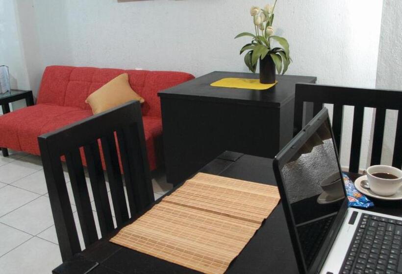 Полулюкс Кровать Кинг, Rs Suites