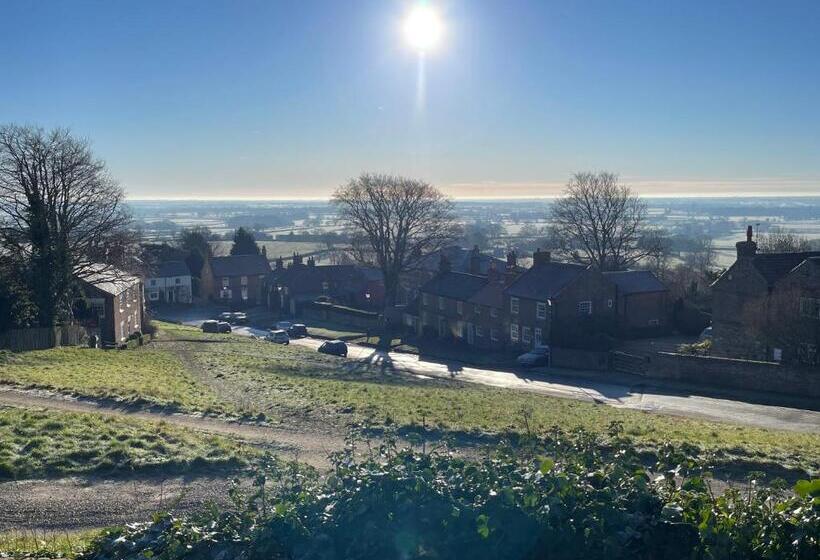 سوییت خانوادگی, The Durham Ox