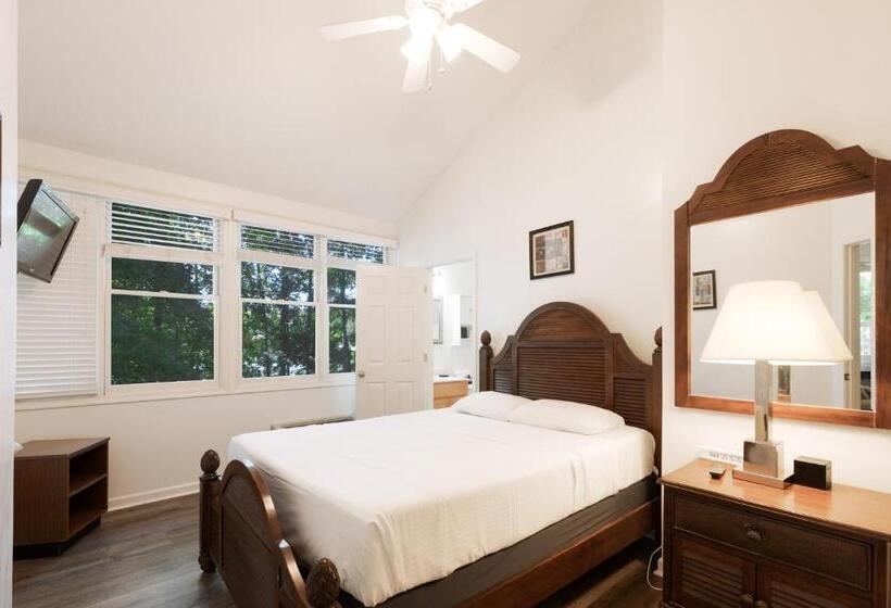 Люкс 2 Спальни, Halesford Harbour Resort   Smith Mountain Lake