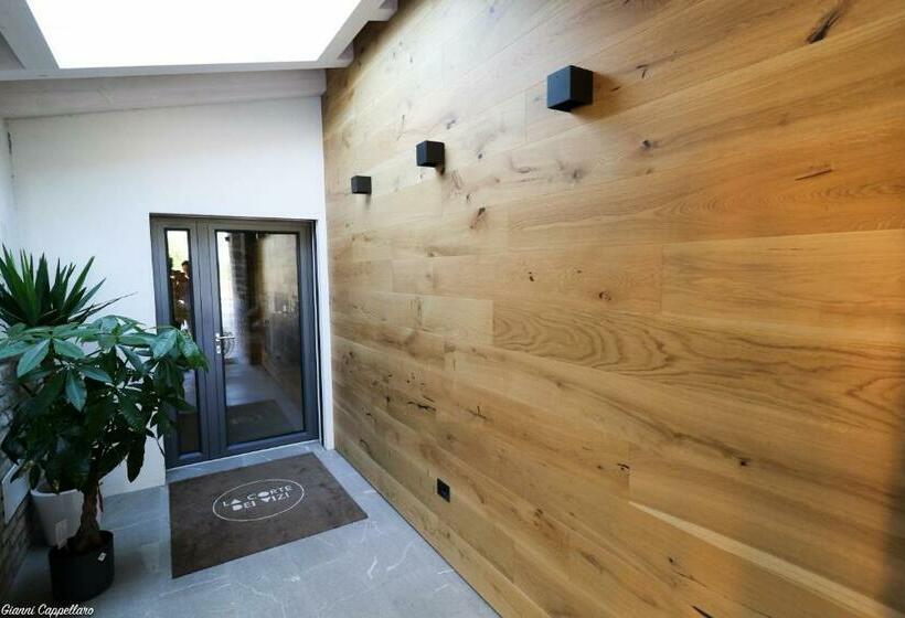 اتاق لوکس, B&b La Corte Dei Vizi