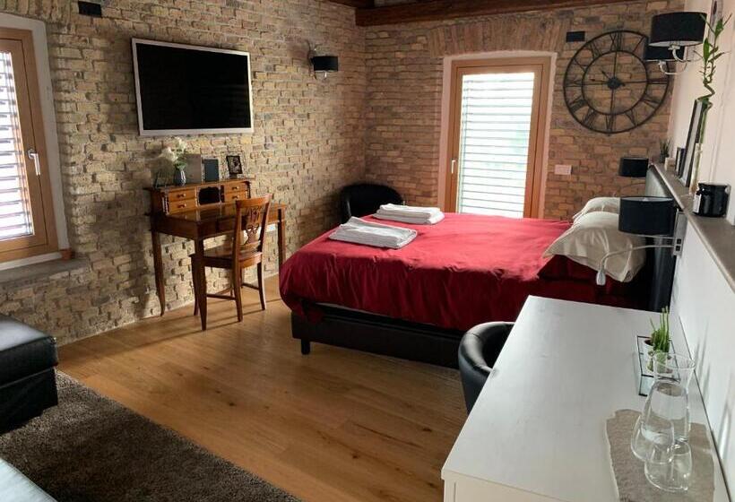اتاق استاندارد با تخت بزرگ, B&b La Corte Dei Vizi