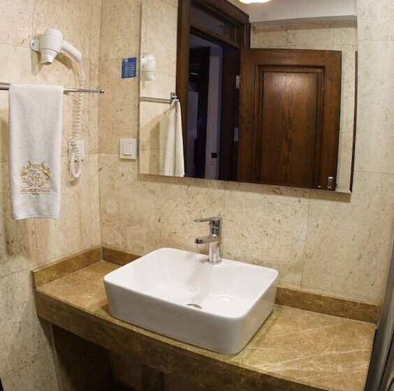 Четырехместный Номер Стандарт, Bursa Grand Fami̇ly Hotel & Spa