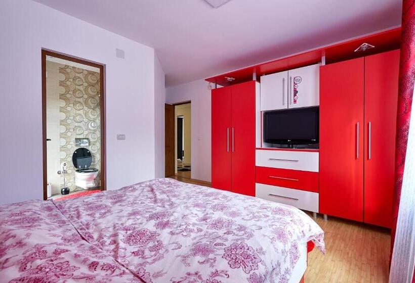 اتاق استاندارد با بالکن, Casa Cu Flori Moisei