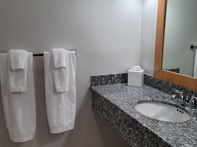 Стандартный Номер Кровать Кинг, Minnewaska Lodge