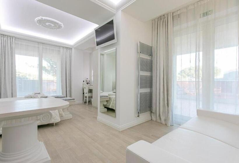 Полулюкс, Paradiso Hotel Bovelacci