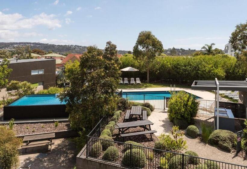 Апартаменты 1 Спальня Вид на Бассейн, Coast Resort Merimbula