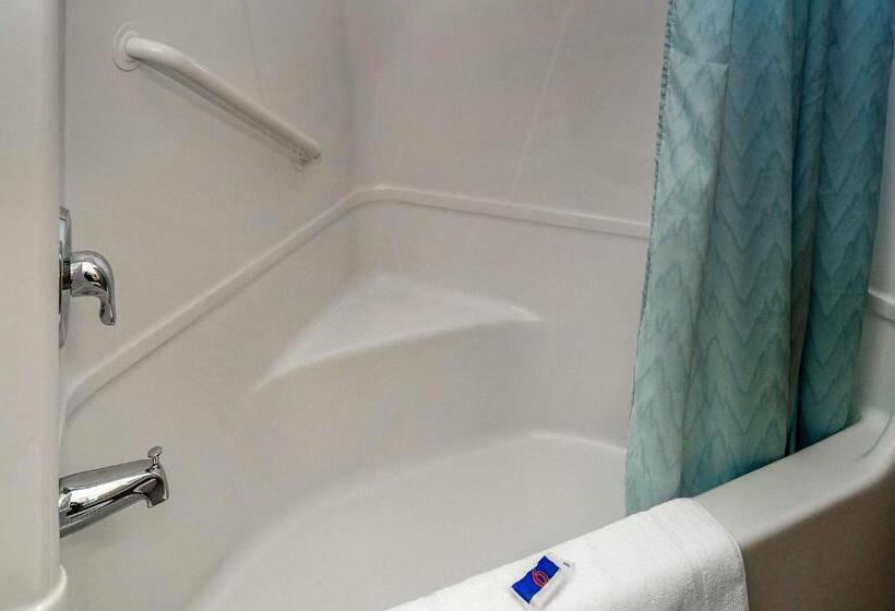 四人豪华间, Motel 6peterborough, On