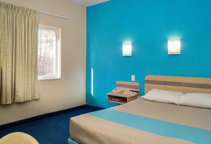 适合残疾人使用的标准间, Motel 6peterborough, On