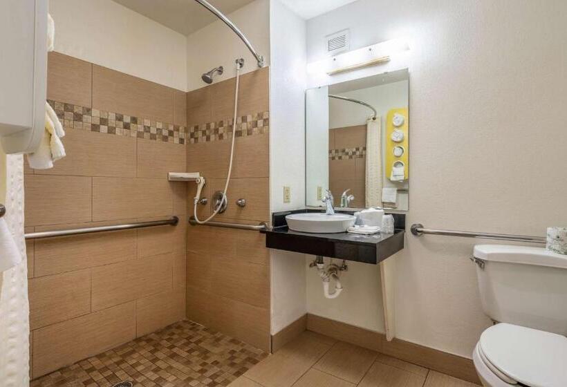 Номер Стандарт Кровать Кинг Адаптированный для Инвалидов, Motel 6 Rocky Mount, Nc