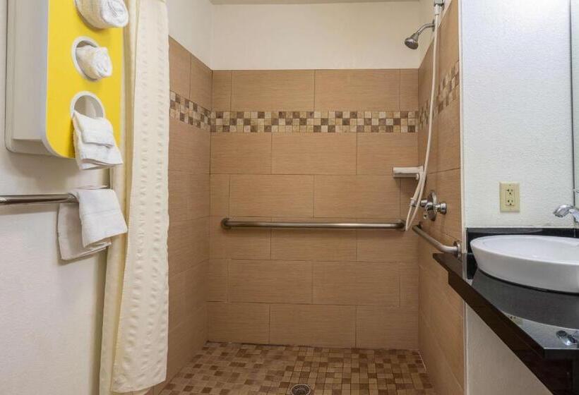 Четырехместный Номер Стандарт, Motel 6 Rocky Mount, Nc
