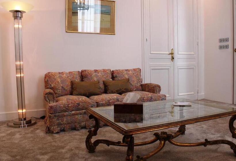 سوییت, Residence Et Chambres D Hotes De La Porte D Arras