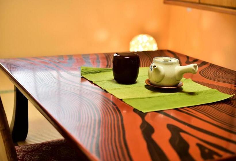 패밀리 룸, Takenoya Ryokan