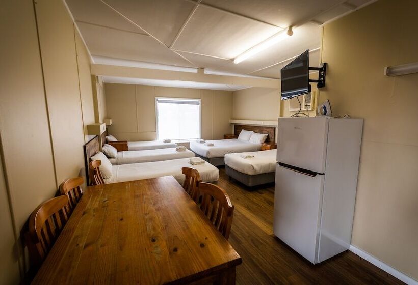 Семейный Номер, Ardeanal Motel