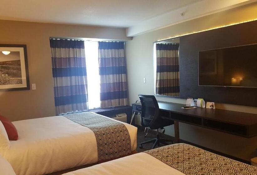 Номер Стандарт Адаптированный для Инвалидов, Microtel Inn & Suites By Wyndham Whitecourt
