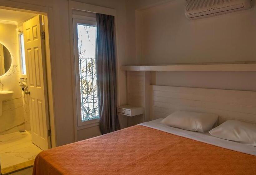 Апартаменты 1 Спальня Вид на Бассейн, Muskebi Apart Otel