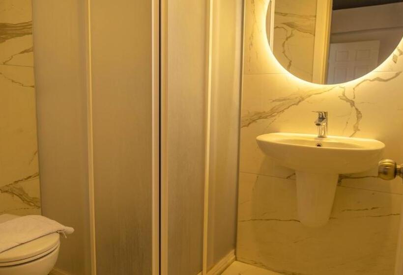 Апартаменты 1 Спальня Вид на Бассейн, Muskebi Apart Otel