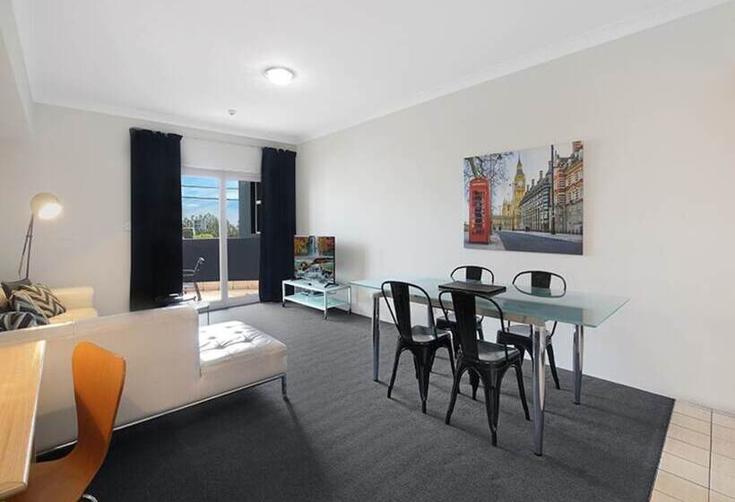 디럭스 스튜디오, Sydney Airport Suites