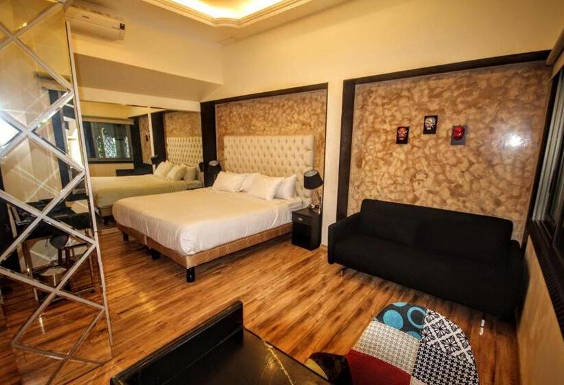 패밀리 스튜디오, Cedros Inn Boutique