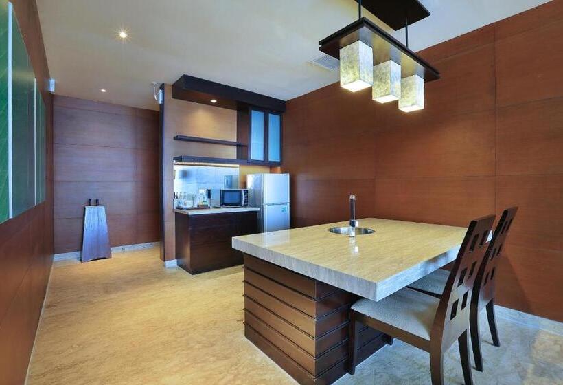 سوییت با چشم‌انداز دریا, Ulu Segara Luxury Suites & Villas