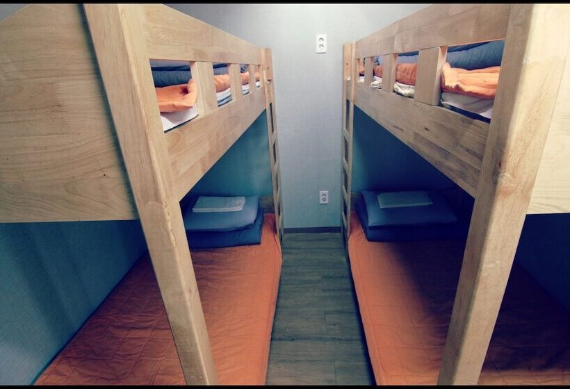 Quarto Quádruplo Economy, 24 Guesthouse Sinchon