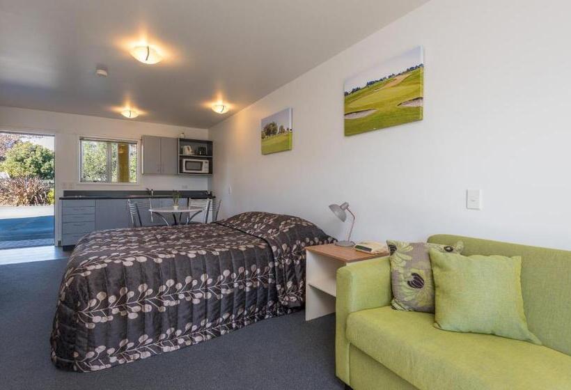 Апартаменты 1 Спальня, Greens Motel