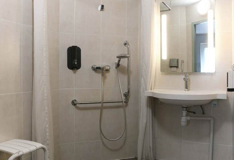 Номер Стандарт Адаптированный для Инвалидов, B&b Hotel Fréjus Roquebrune Sur Argens