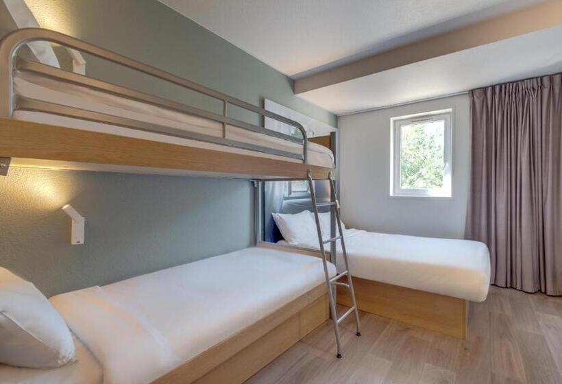 Четырехместный Номер Стандарт, B&b Hotel Fréjus Roquebrune Sur Argens