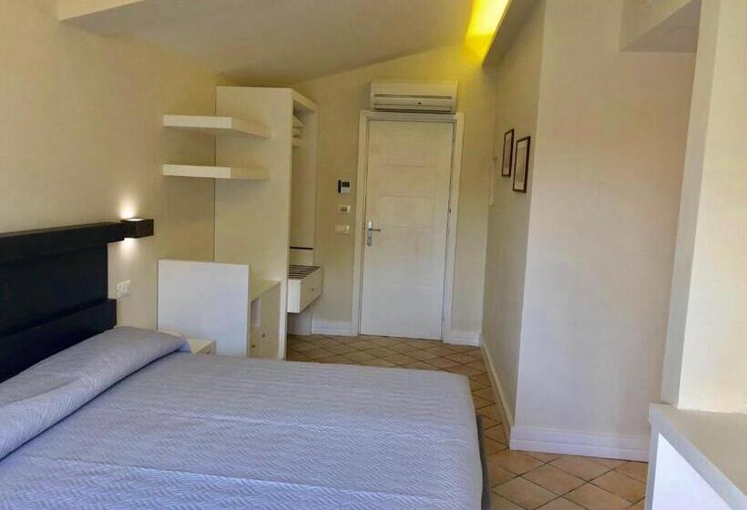 テラス付きスタンダードルーム, Sorrento Inn Funzionista