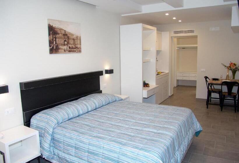 バルコニー付きデラックスルーム, Sorrento Inn Funzionista