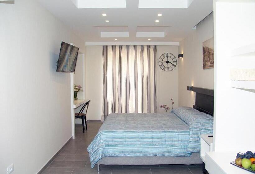 带阳台的豪华间, Sorrento Inn Funzionista